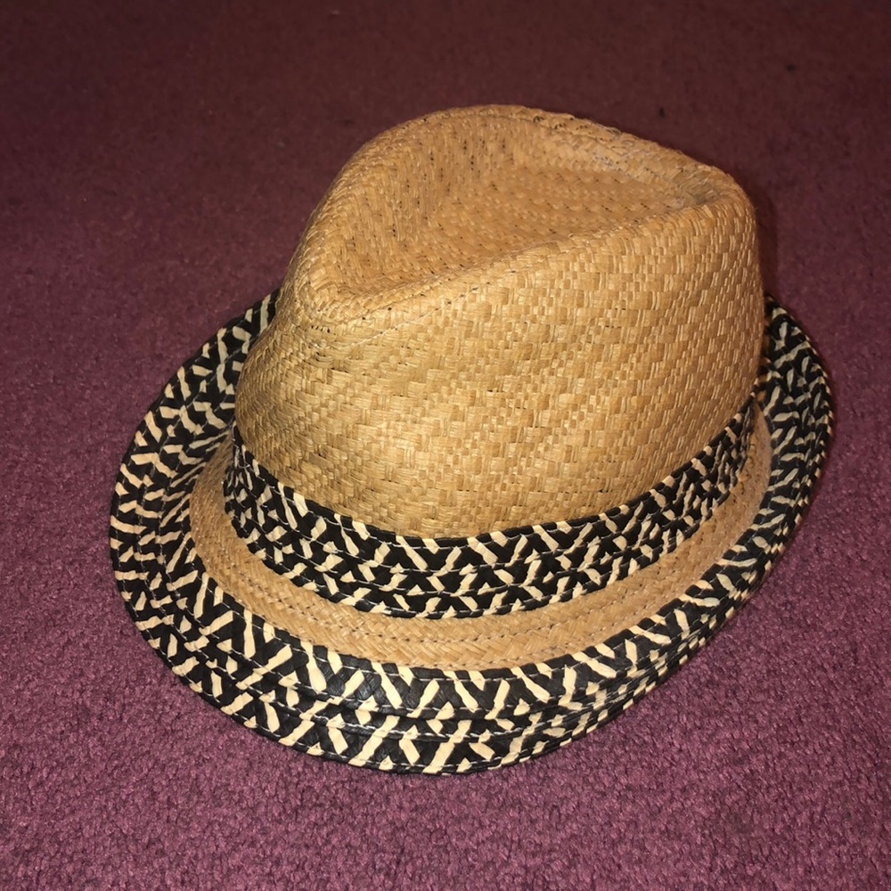 Bebe fedora, fits a smaller head